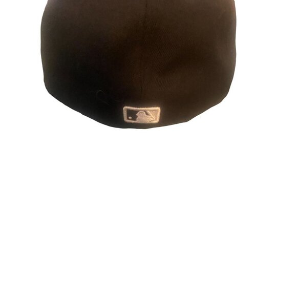 Chicago White Sox New Era 59 Fifty Embroidered Logo Geometric Fitted Ball Cap - Picture 3 of 3